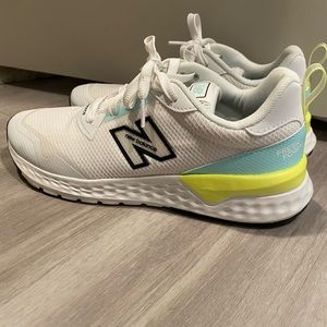 Womens New Balance Fresh Foam 515 Sport V2 Sneakers Size 8